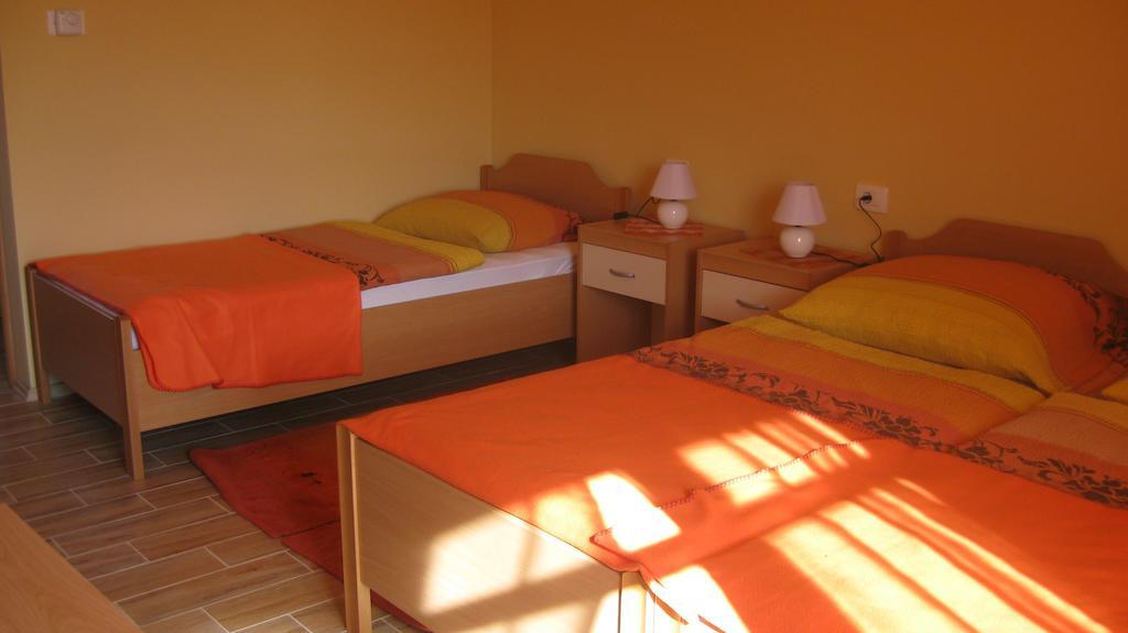 Tourist Farm Dujceva Domacija Villa Vremski Britof Екстериор снимка