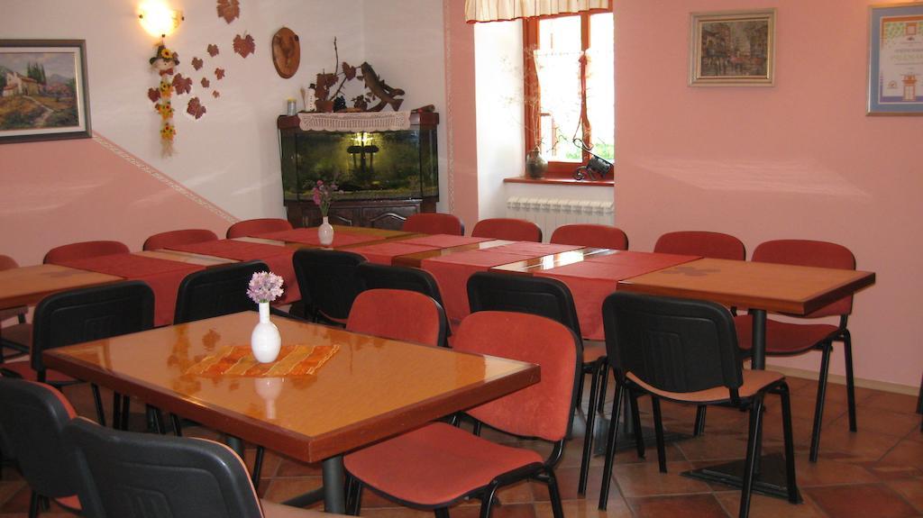 Tourist Farm Dujceva Domacija Villa Vremski Britof Екстериор снимка